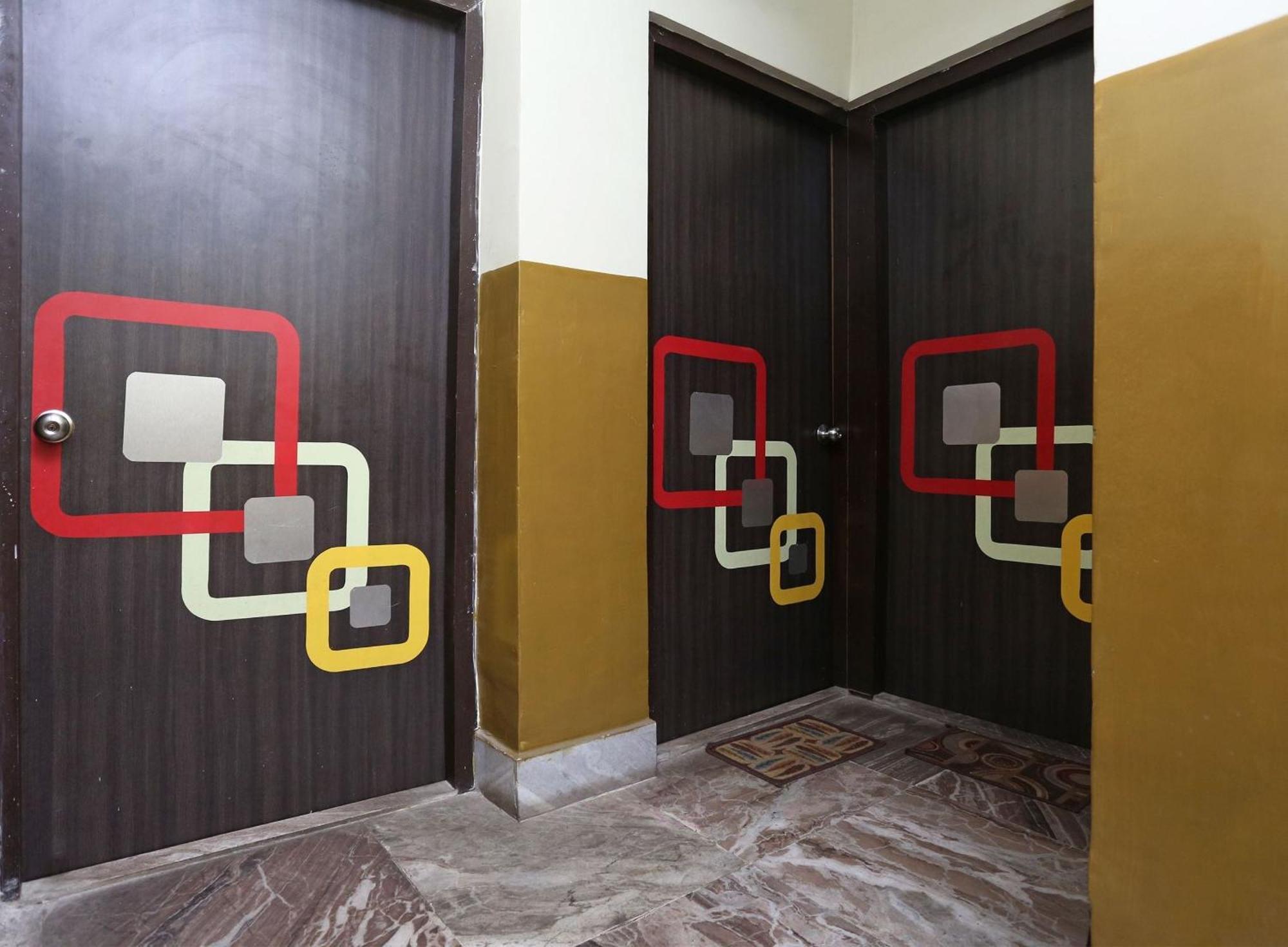 Hotel O Pratiksha Guest House Kolkata Exterior photo