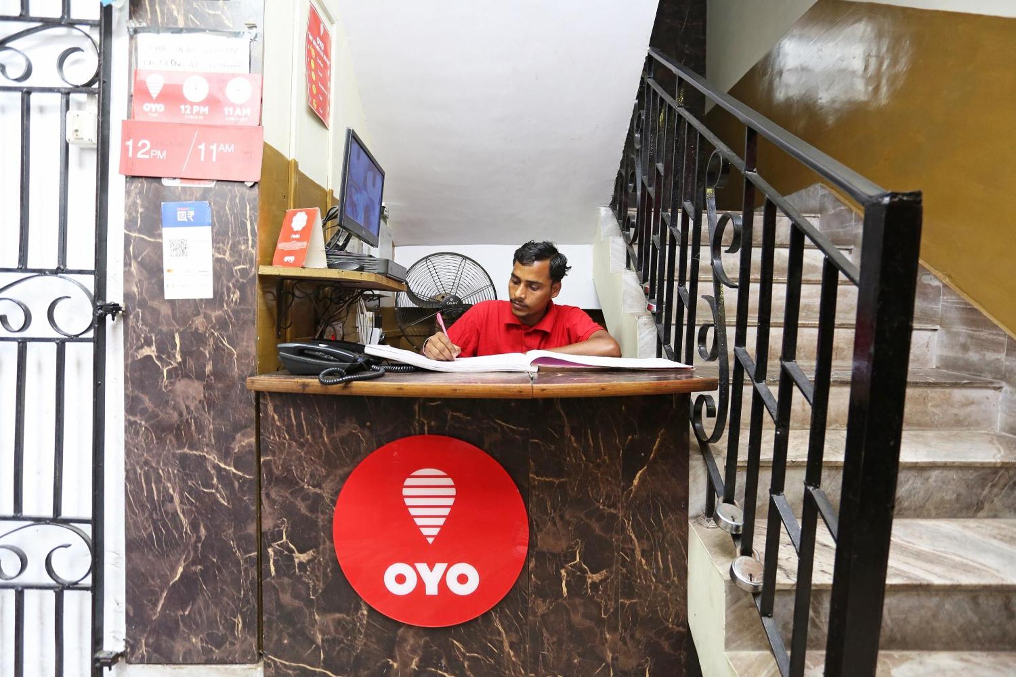 Hotel O Pratiksha Guest House Kolkata Exterior photo